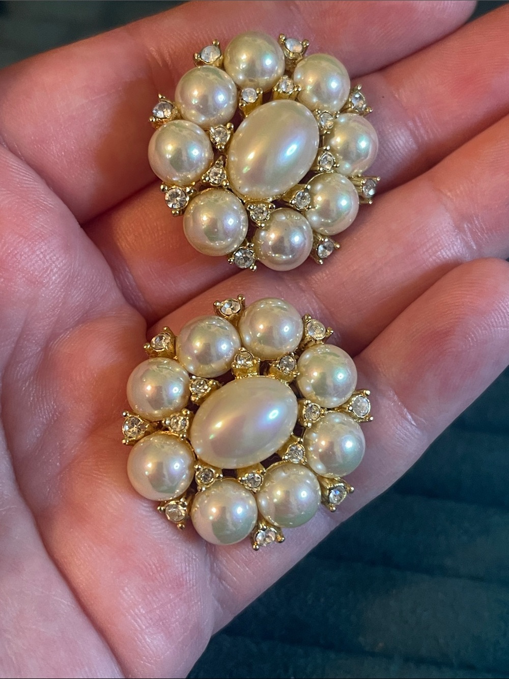 1980’s Christian Dior Faux Pearl & Rhinestone Cluster Clip-On Earrings - Picture 9 of 9